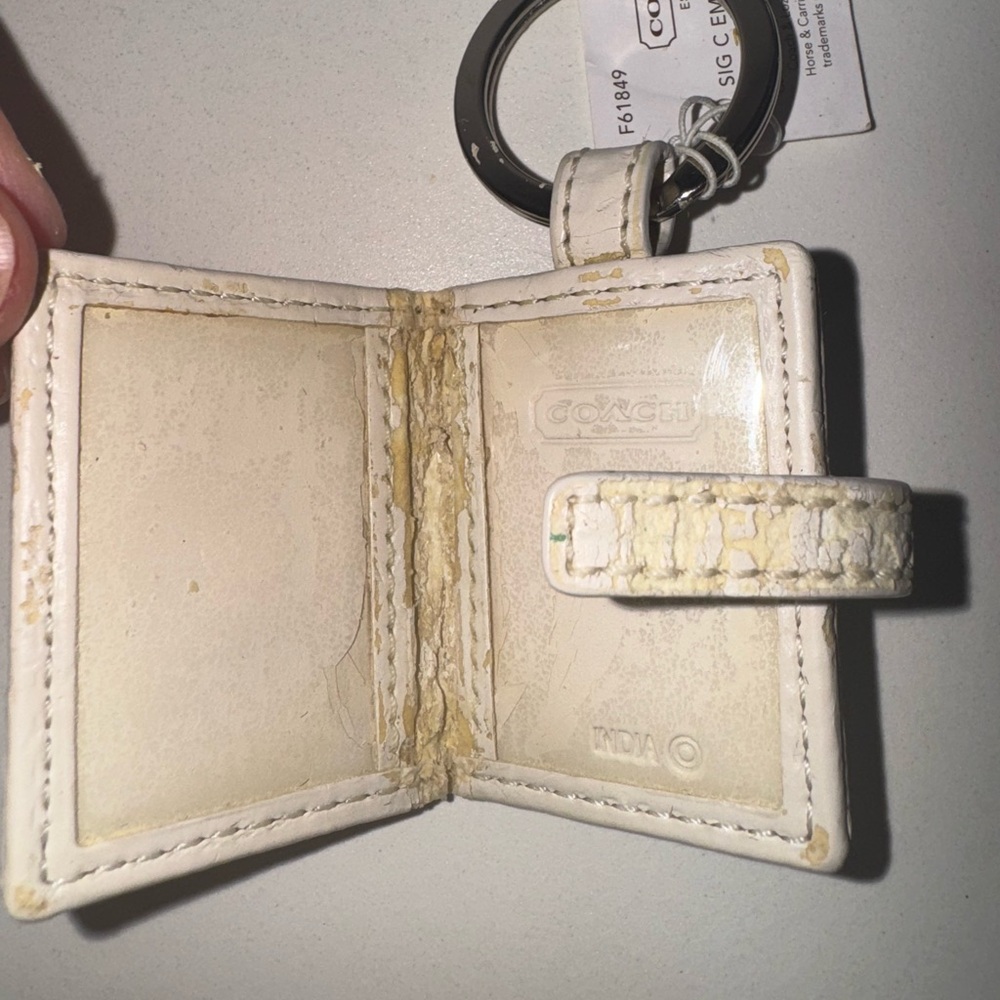 Coach Photo Frame Keychain *Project - Picture 5 of 6